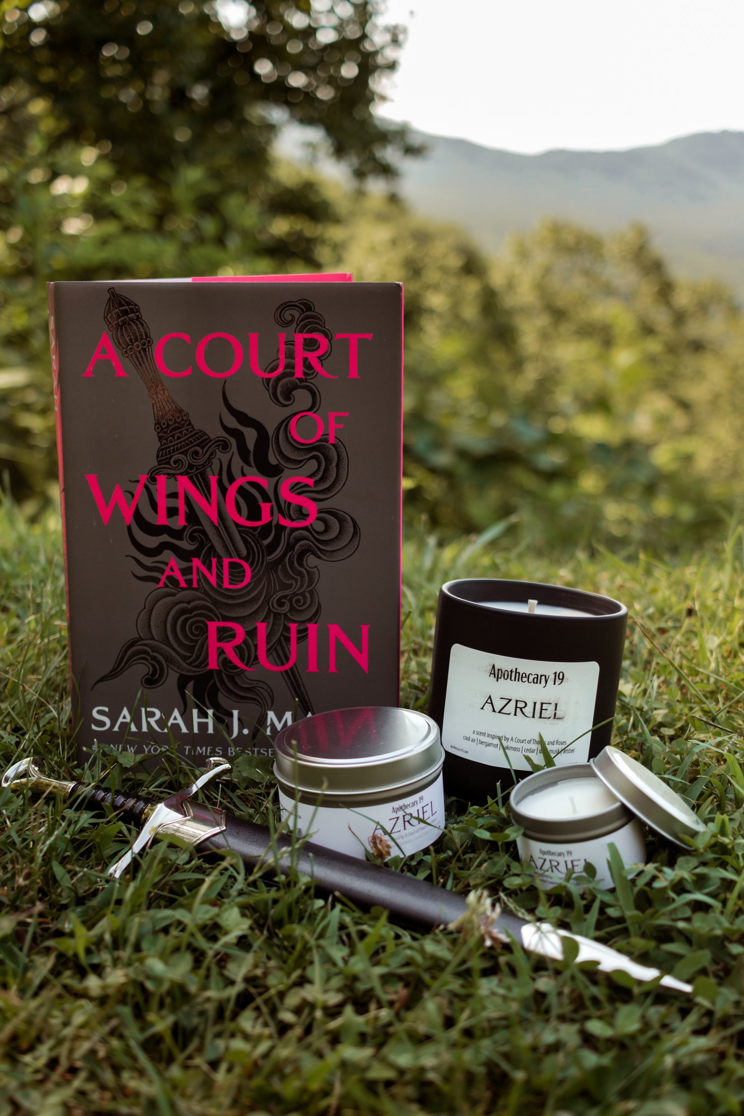 Azriel - an Officially Licensed Candle Inspired by A Court of Thorns and Roses