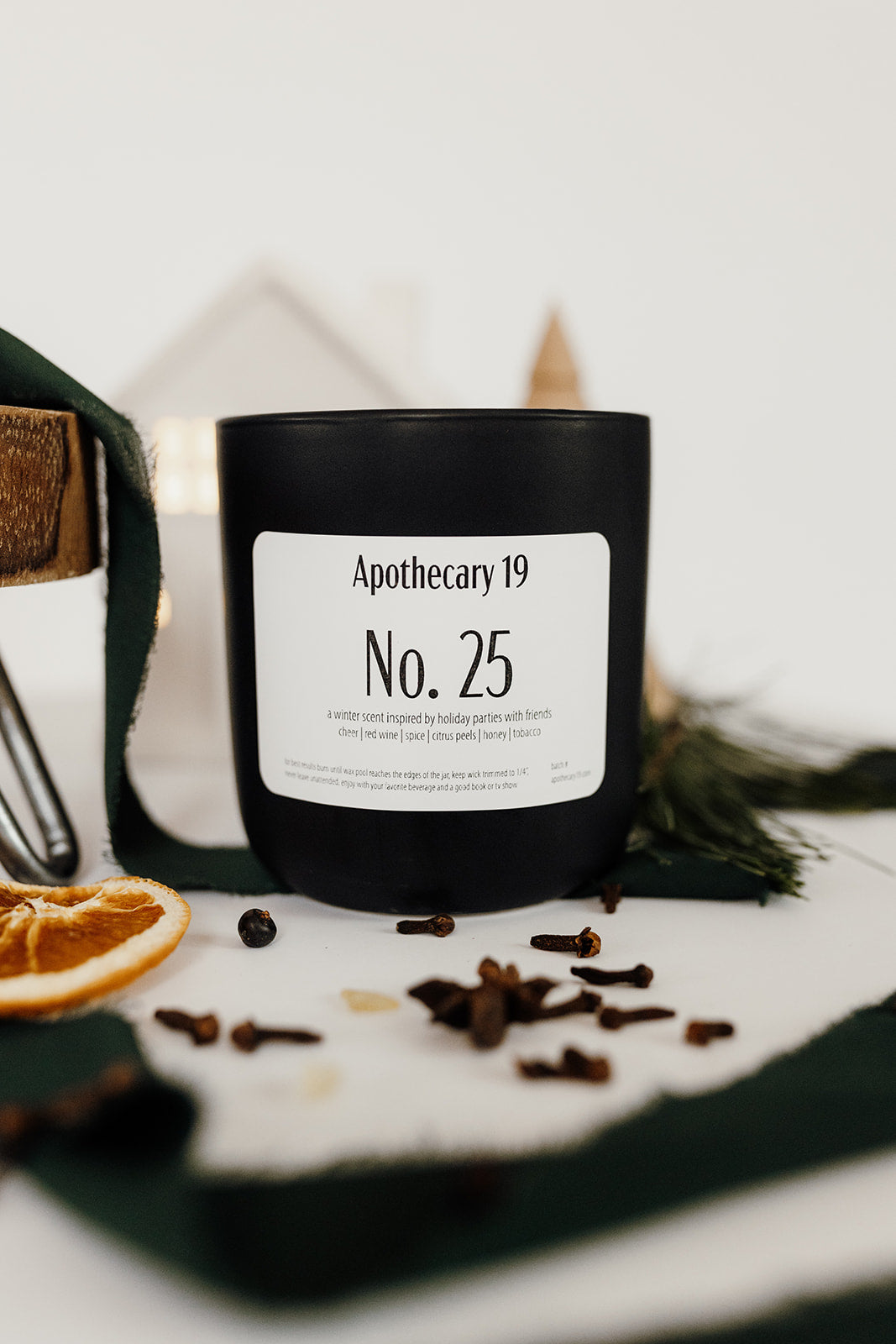 No. 25 - a winter scent inspired by holiday parties with friends